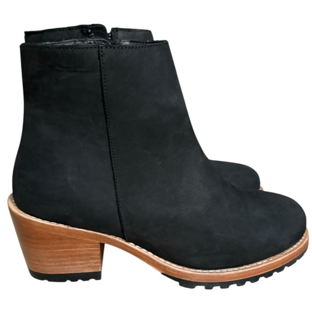 Portland Leather Black Ankle Boots with Tan Heel